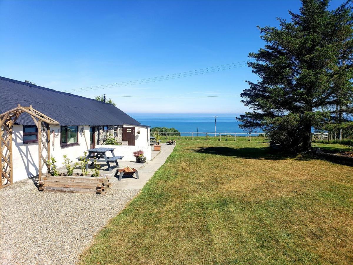 Byre Cottages & Log Cabin Cardigan Exterior photo